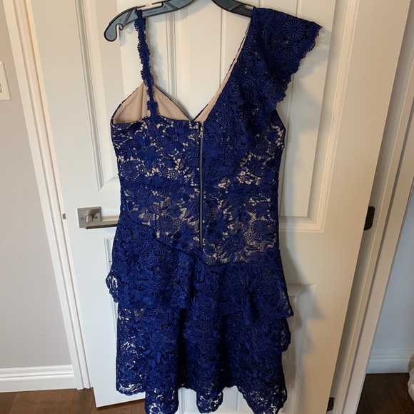 Alice & Olivia lace ruffle midi length dress - Picture 4 of 4